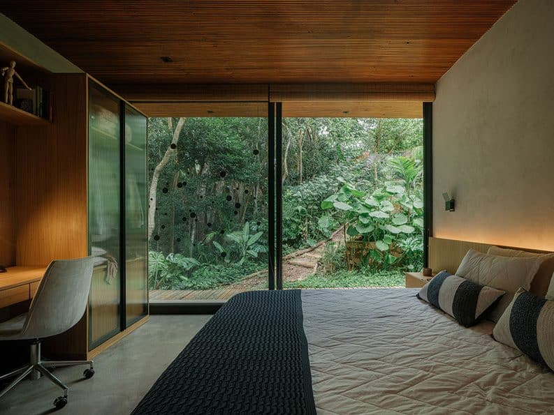 Casa Guapuruvus by Cornetta Arquitetura