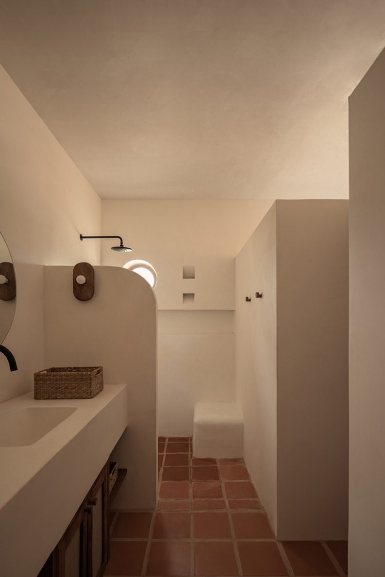 Casa Liquen by Fino Lozano, Pragma Estudio
