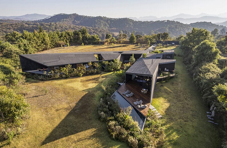 Casa Mavra by TAC Taller Alberto Calleja