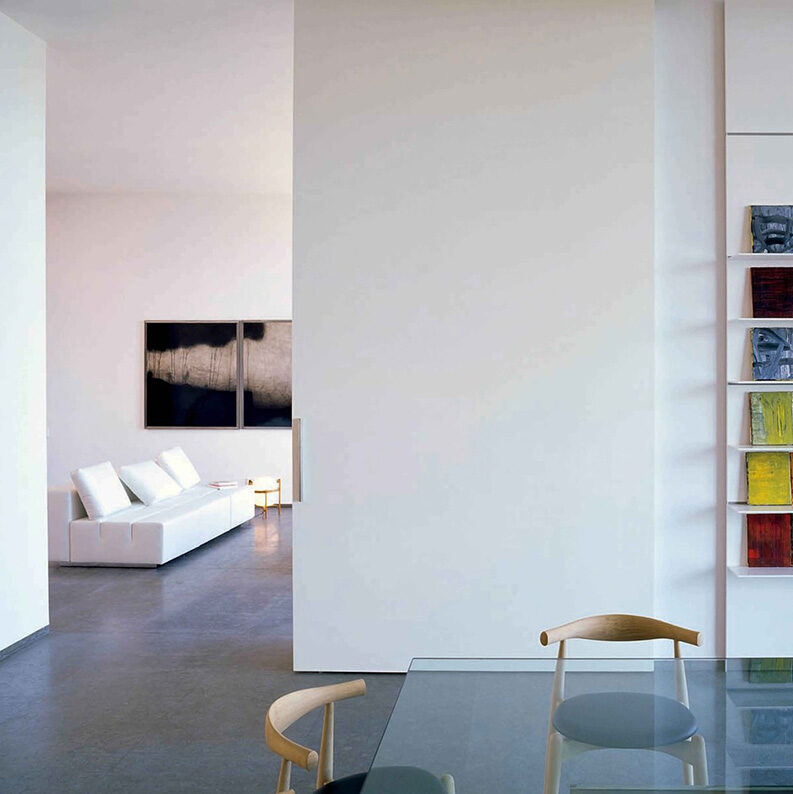 Casa Paz y Comedias by Ramón Esteve Estudio