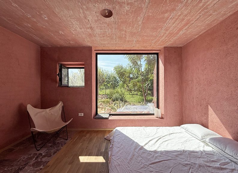 Casa Roja by Pacarizi Studio
