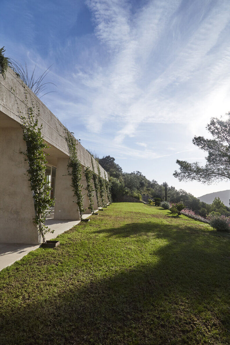 Casa Son Llodrà by Bastidas Architecture