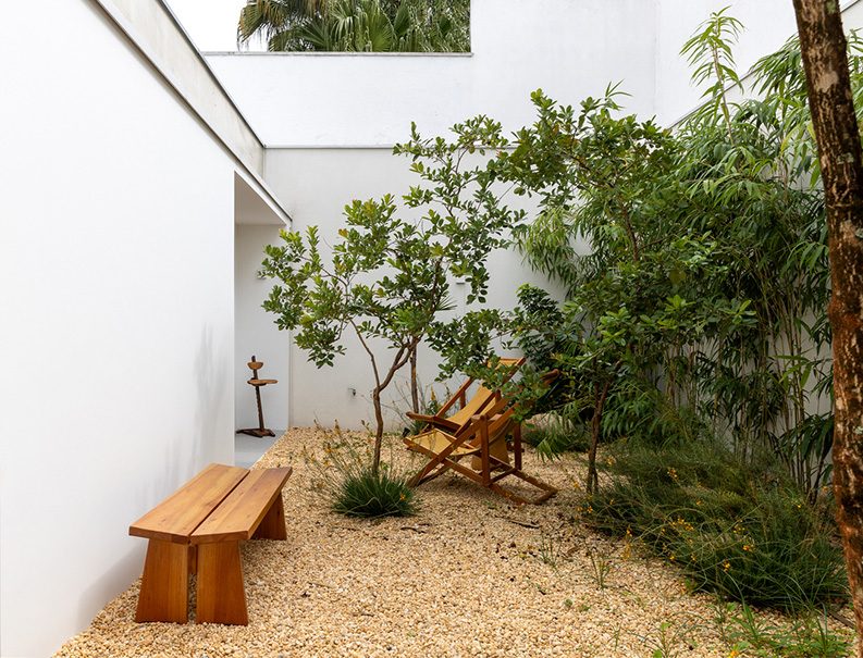 Casa Yano by Peninsula Arquitetura, Sanpo Arquitetura