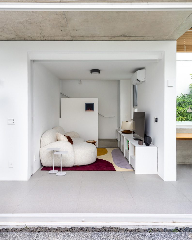 Casa Yano by Peninsula Arquitetura, Sanpo Arquitetura