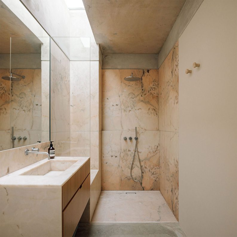 Casa en Galamares by atelier RUA  
