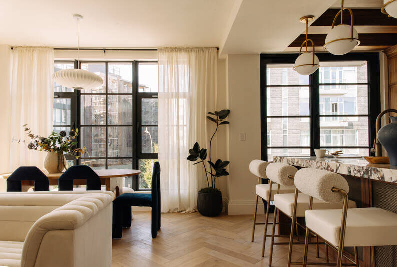 Dúplex en Williamsburg: madera, mármol y luz