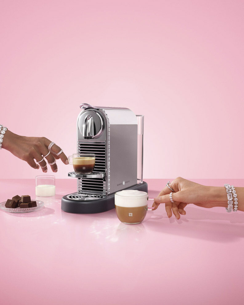 Nespresso x Swarovski. La primera colaboración reúne café, diseño y cristales