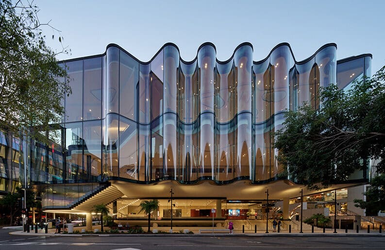 Teatro Glasshouse by Blight Rayner Architecture, Snøhetta